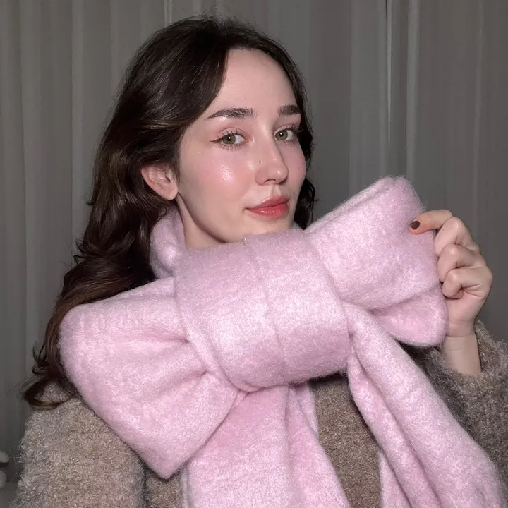 ｡˚☆⋆ lilly ⋆☆˚｡