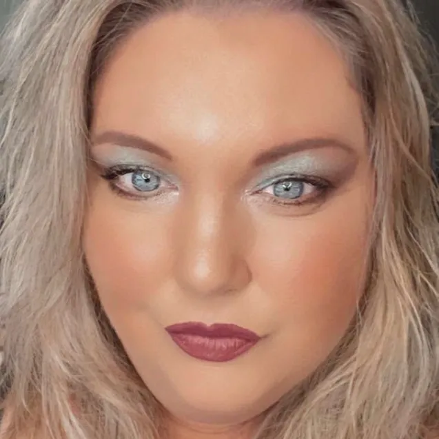 🕵️‍♀️Lisa_ConquerLife🎗️