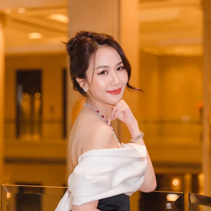 เรื่องผิวไม่ผิวเผินbyพี่นก