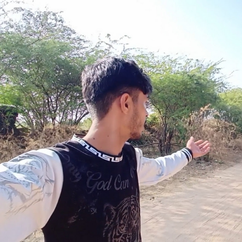 Safraz vlogs. .90 lakh views

