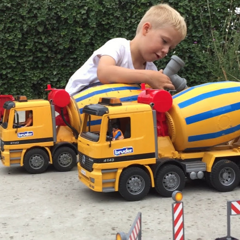 JACK's BRUDER Toys WORLD