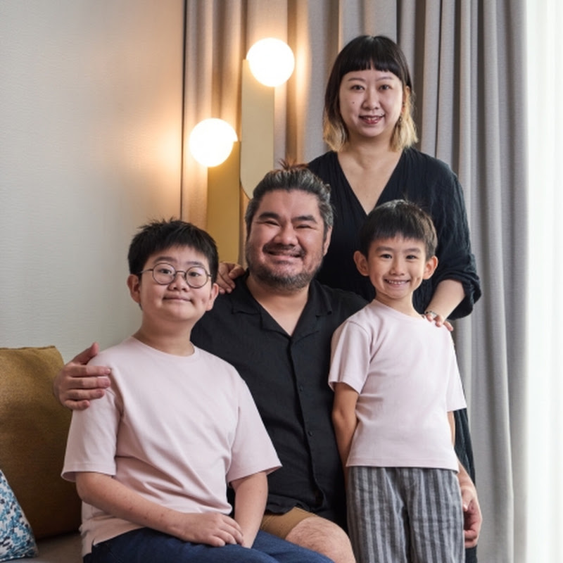 The Lee Family 李家出走