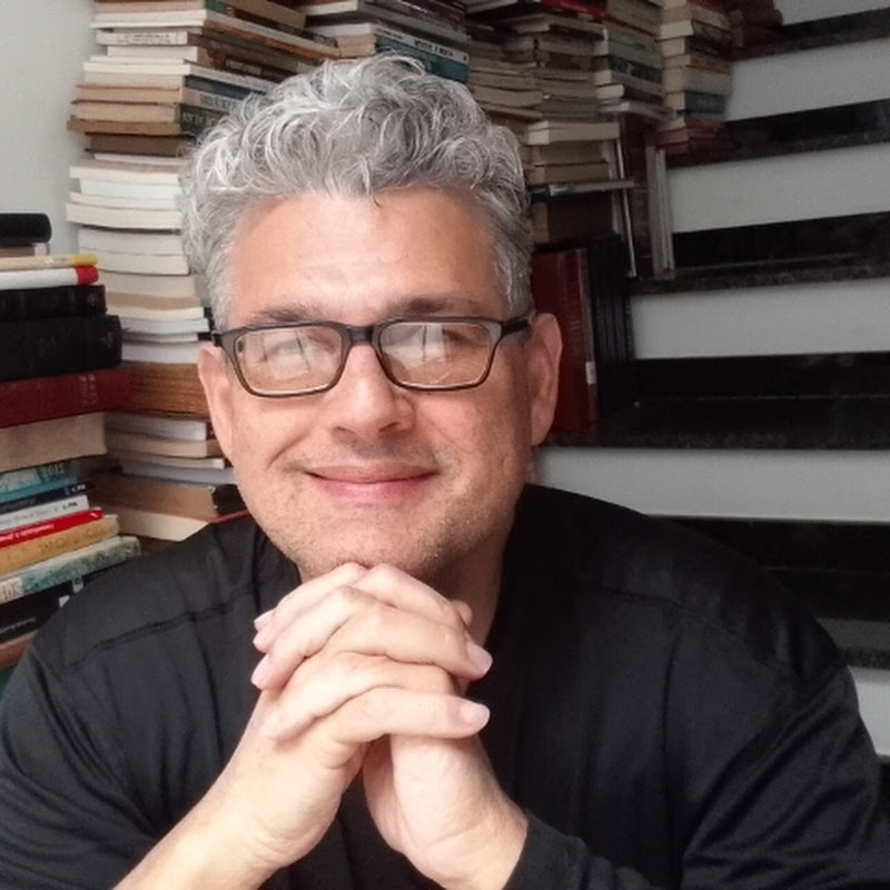 Emildo Coutinho, o escritor 