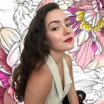 Julia Sasaki Hernanz | Fashion Beauty UGC Content Creator