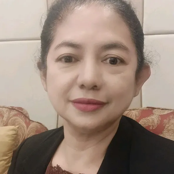 มาดามรัตน์กันแดดฉ่ำวาว🐤