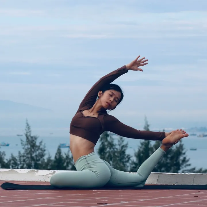 Trúc Ly Yoga