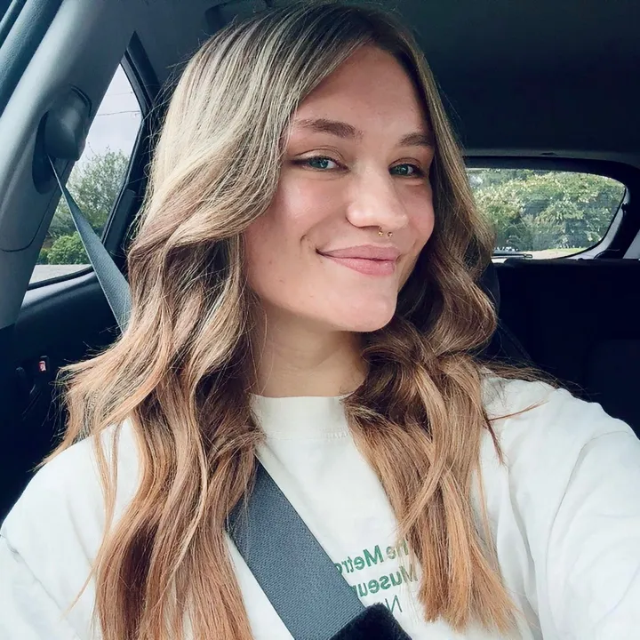 Emma Peters 𝜗ৎ