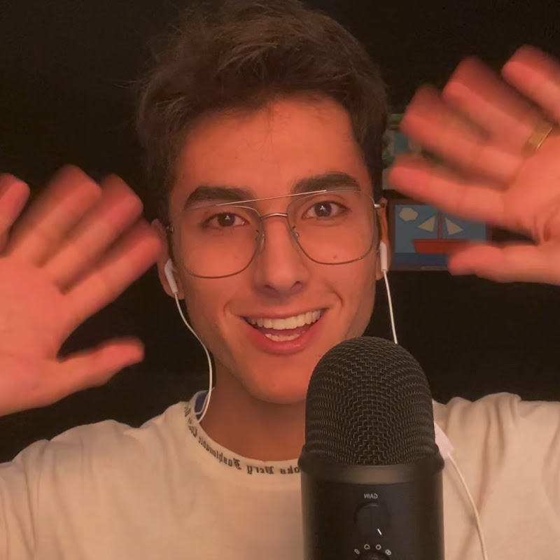 Alejo en ESPAÑOL ASMR