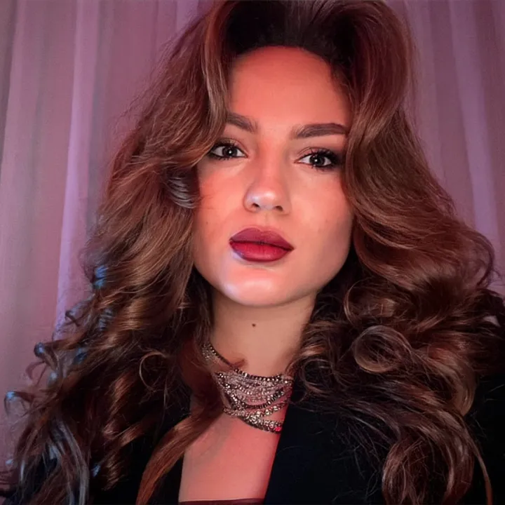 helloitsmarynisima