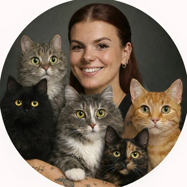 Ninascatpage