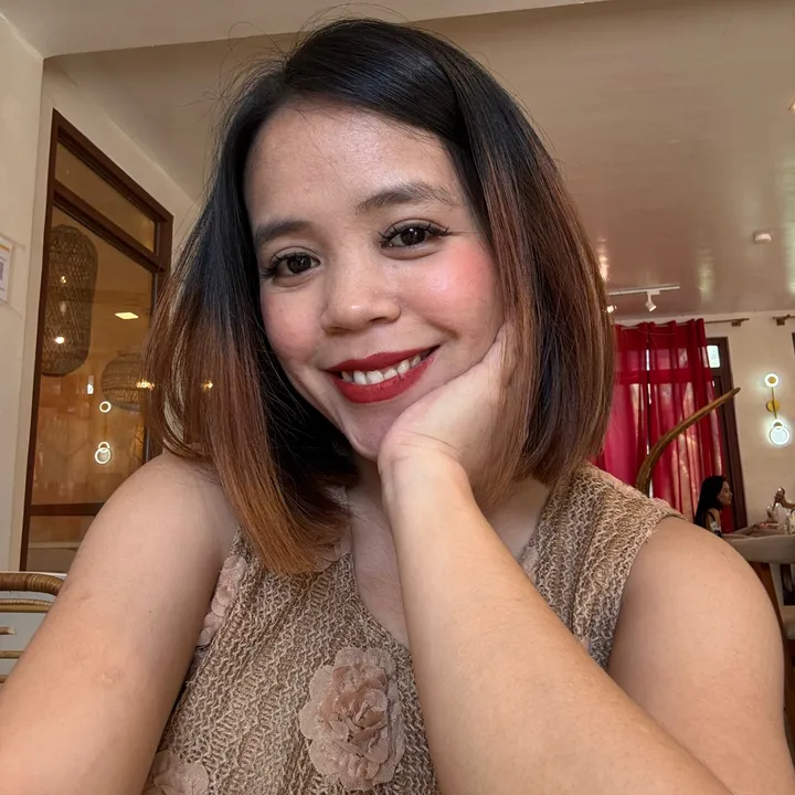 Teacher Rose🌹👩🏼‍🏫