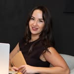 Tania Romanenia| Systemic & Well-being  Expert