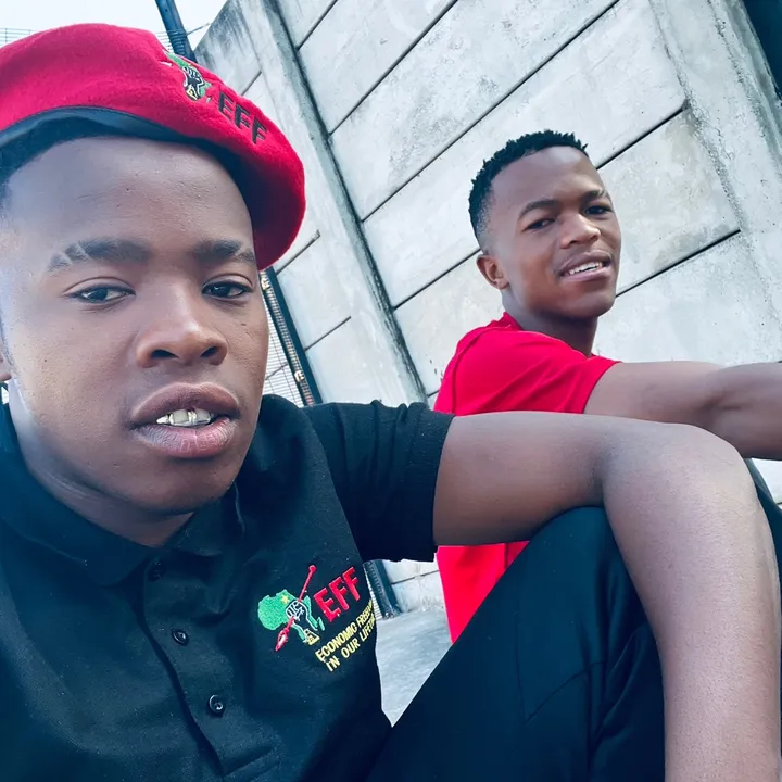 Abulele Mngqongwa🇿🇦