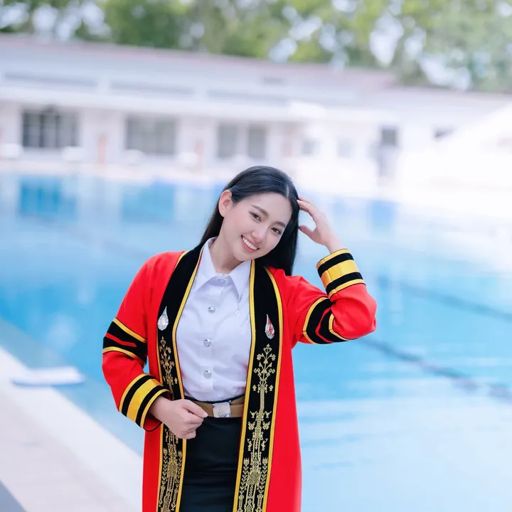 ปุ้มปุ้ย_laoshi