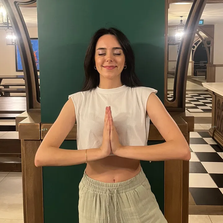 gozdeeabakyoga