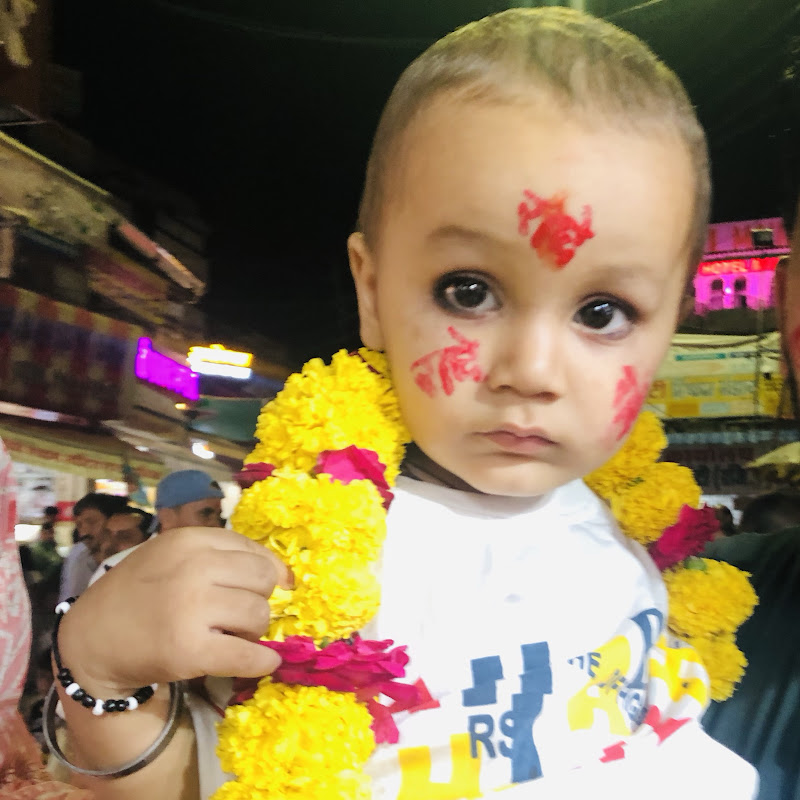 Laddu Gopal Parivar