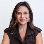 Larissa Abreu | Empresária Brasileira na Europa