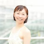 さとみゆな | 横浜関内のヨガスクール YunaYogaディレクター | 全米ヨガアライアンス講師養成講座