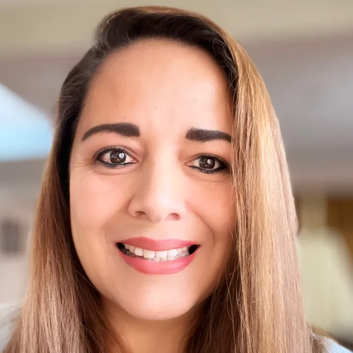 MaricelaVerRom
