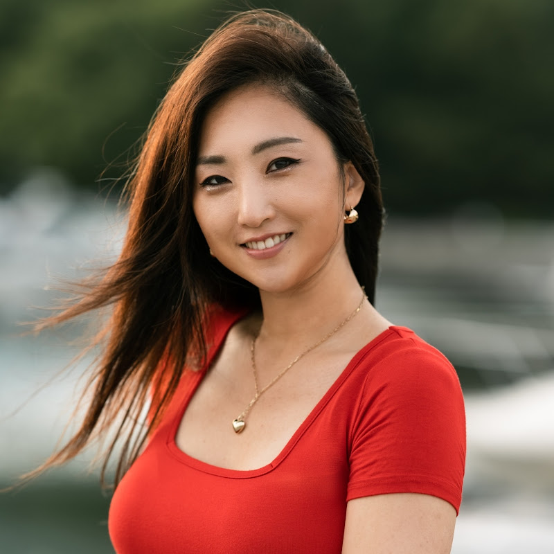 Lucy Jeon - Life & Career Abroad