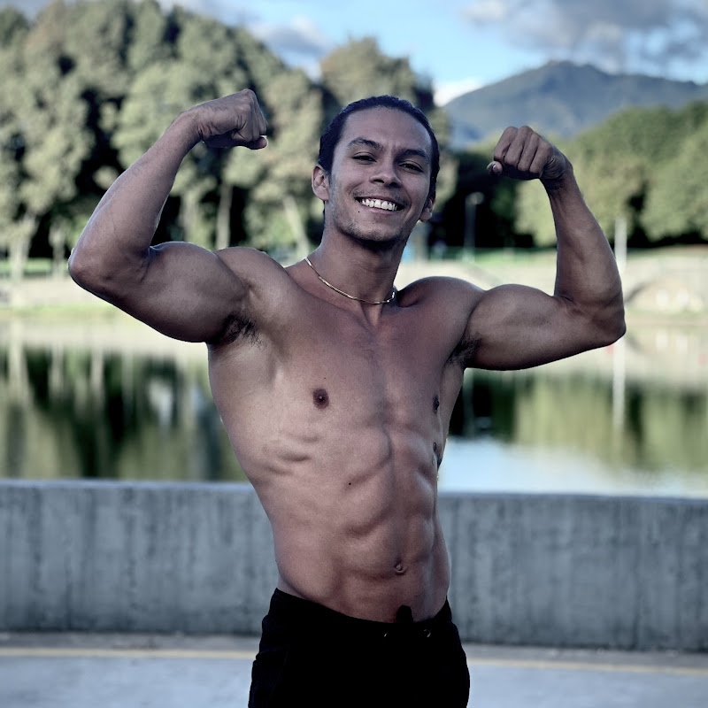 Adonis Valentino - Calistenia y Mentalidad