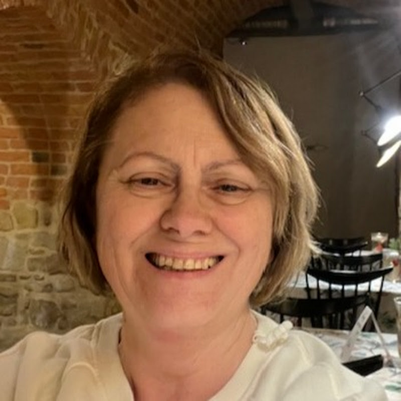 Extra Slow Polish with Dorota Cooper