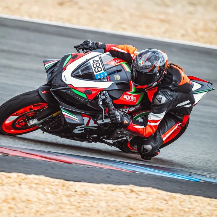 ⚡︎Velocina⚡︎