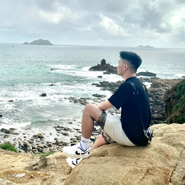 𝖙 𝖍 à 𝖓 𝖍  𝖍 𝖎 ê 𝖕