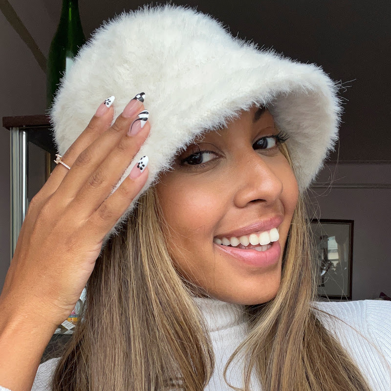 Arielle Tillett