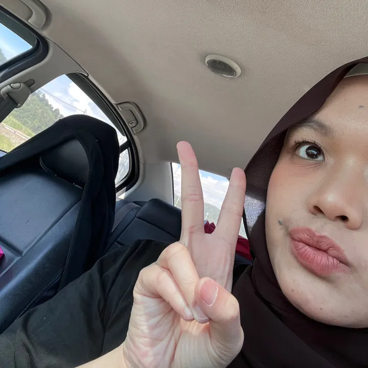 ᵕ̈ vibi