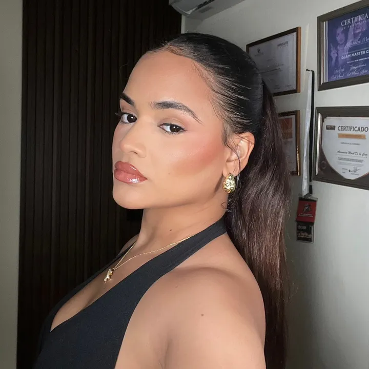 Morel Makeup