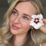 Gabriela / full time content creator ugc 🦢