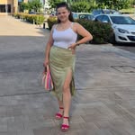Glam, but first coffee | PETITE fashion expert