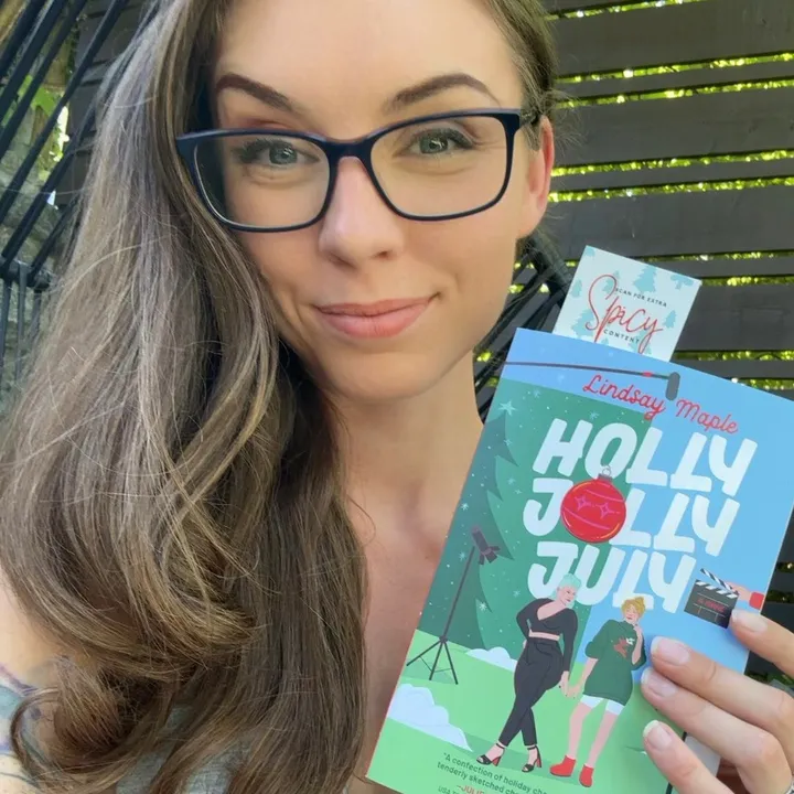 Lindsay Maple - 📚 🌶️ 🇨🇦