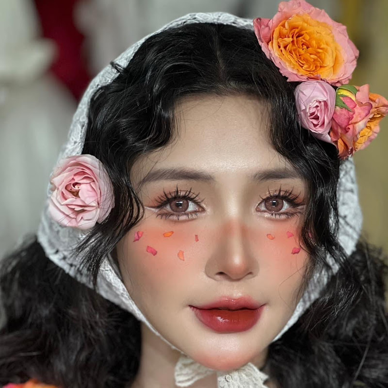 Doni Makeup