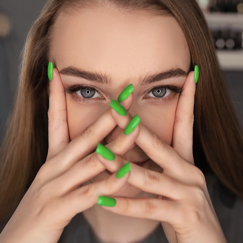 polina.risyet