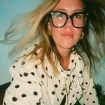 Holly - Midsize Everyday Outfits