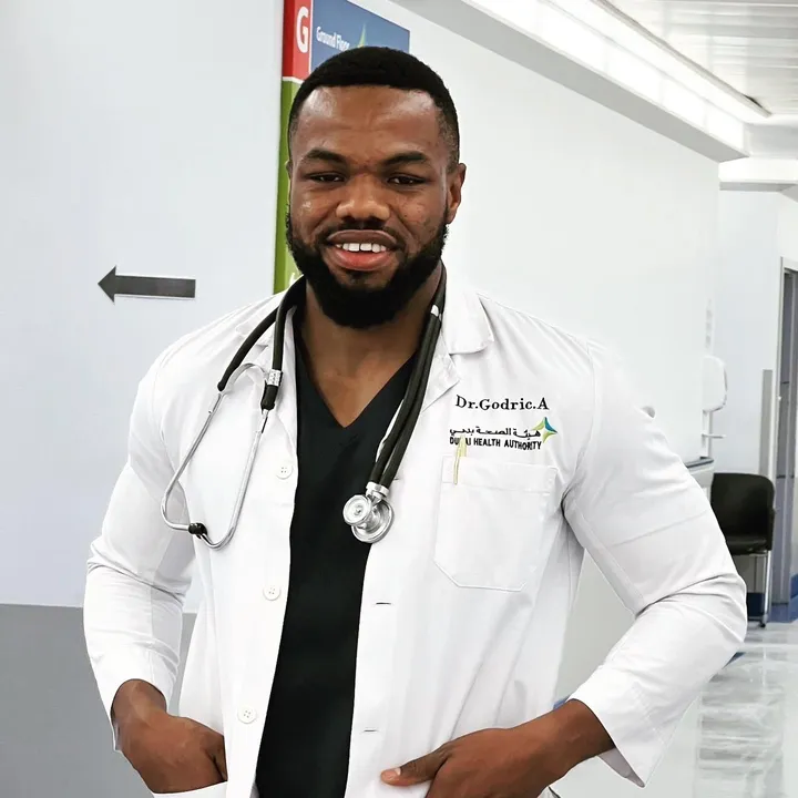 Dr.Godric 🌎 MD