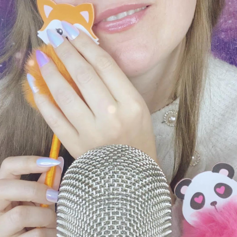Azelie ASMR / Lunazelie
