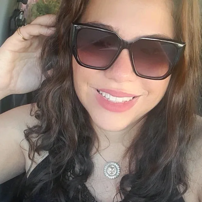 Fabyana Bezerra LT