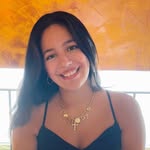 Valeria De La Torre 🧿