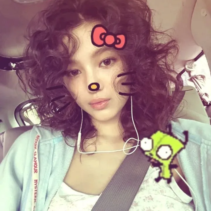 ~✭𝒍𝒊𝒛𝒛𝒊𝒆✭~