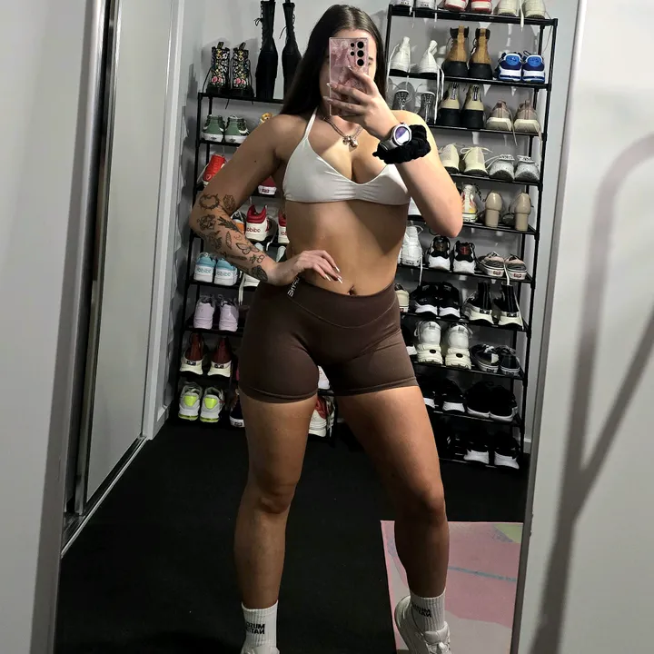 Linds | Fitness|Travel 💗🇦🇺