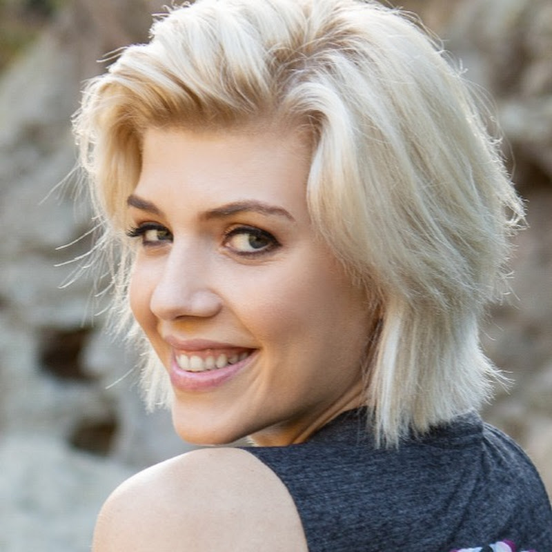 Mary Kolende Yoga