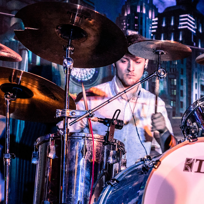 KennyMeeksDrums ♪