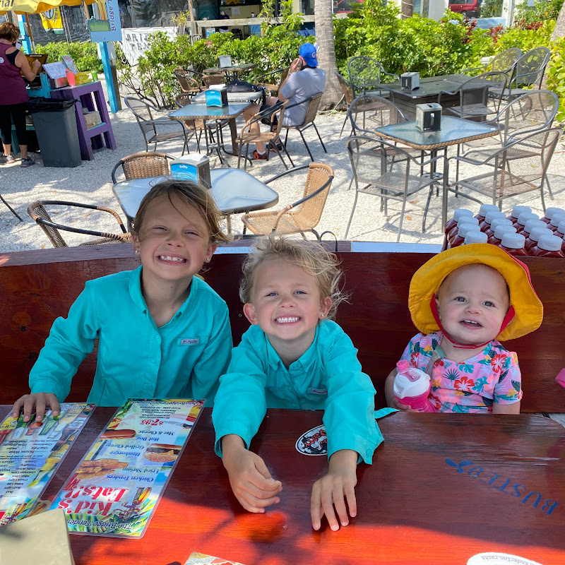 Tres Chicas Fishing Team