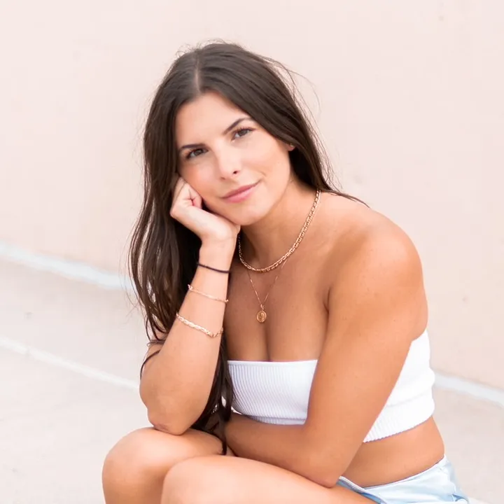 DANIELLE 🦋 UGC CREATOR