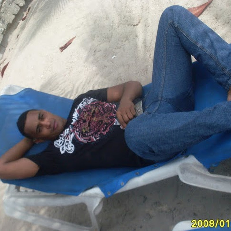 LUIS CASTILLO OFICIAL RD.