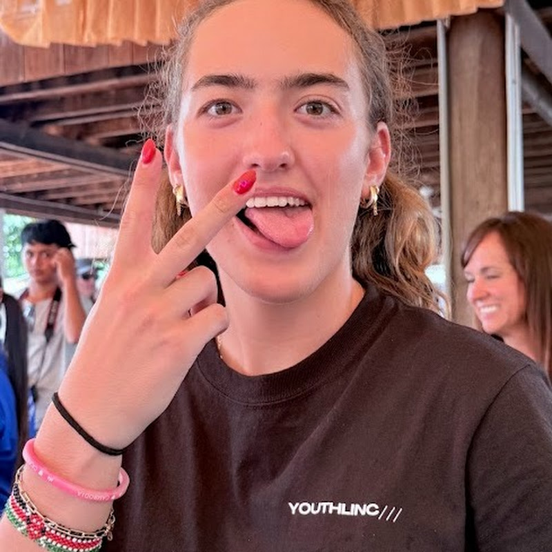 𝑩𝒆𝒂𝒖𝒕𝒚 𝑭𝒂𝒔𝒉𝒊𝒐𝒏