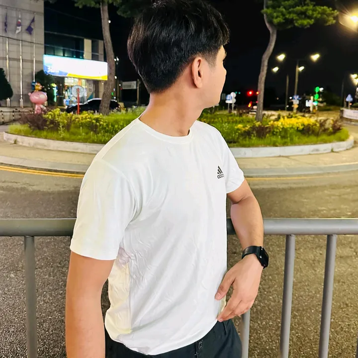uttamshahithakurii🇰🇷🇰🇷